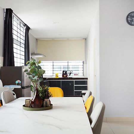 Desaru 37M7 Morandi Colour Theme By Joyfully Exterior foto